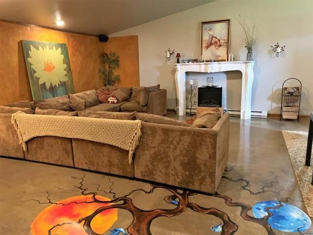 549 Cold Brook Ave, Hot Springs, SD 57747